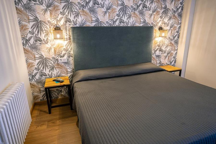Complejo Roma Hotel Алдеануева дел Камино Екстериор снимка